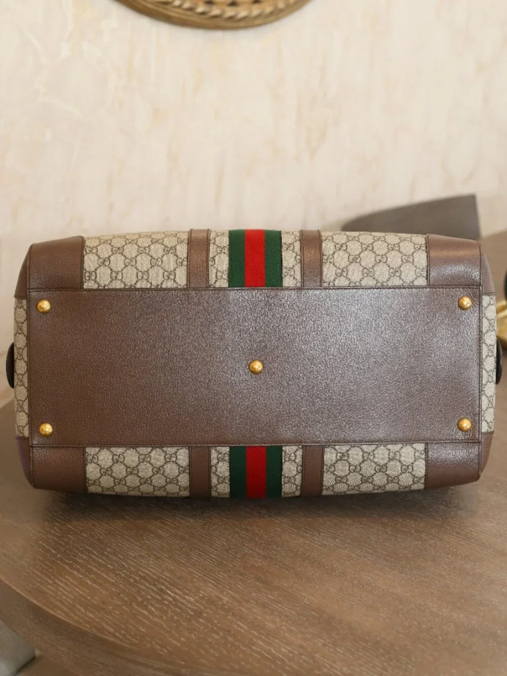Gucci travel timeless